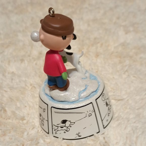Hallmark Keepsake Ornament, Peanuts 60th Anniversary - Picture 4 of 14